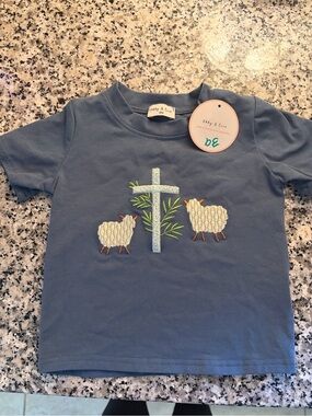 Abbey & Evie Tshirt NWT
